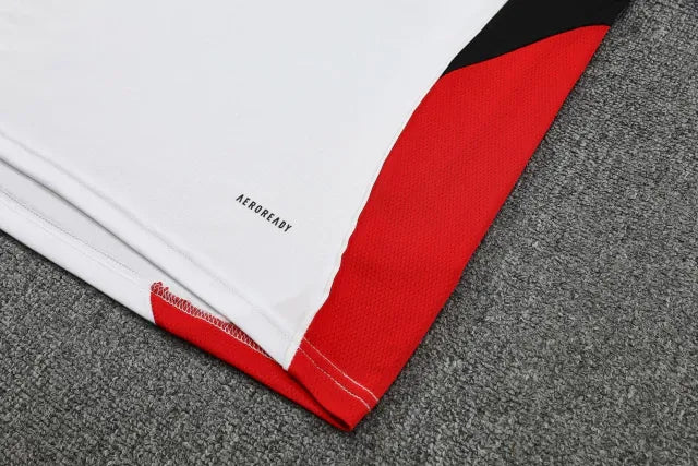 Conjunto de Entrenamiento Manchester United 2025/26
